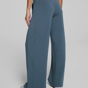 SPANX AirEssentials Wide Leg Track Pants – Nightshade – Size XL – NWT (Sold Out)